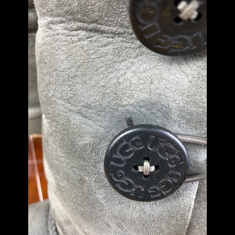 Ugg Grey Bailey 3 Button Boots Size 6 - image 7